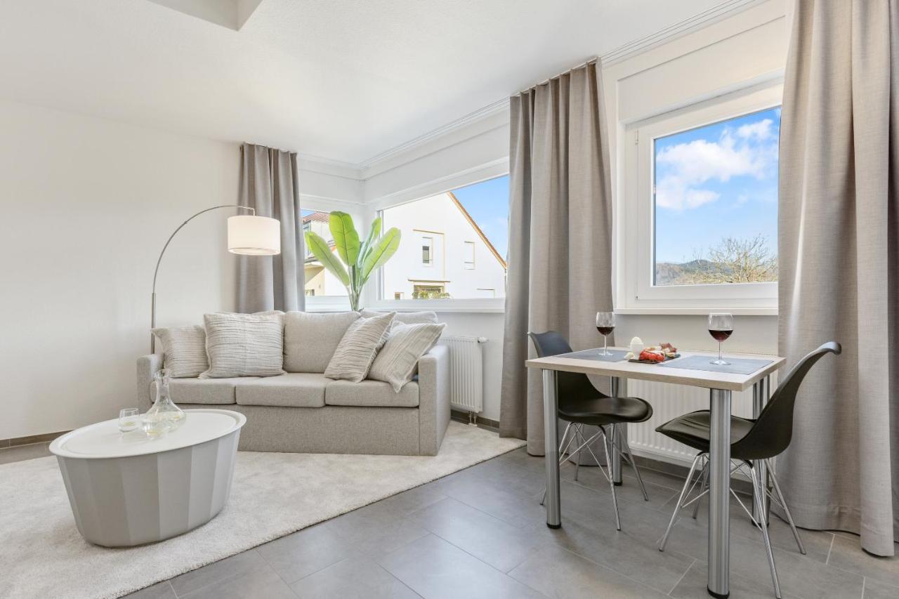 Empire Living: Denzlingen Marktplatz Exteriör bild