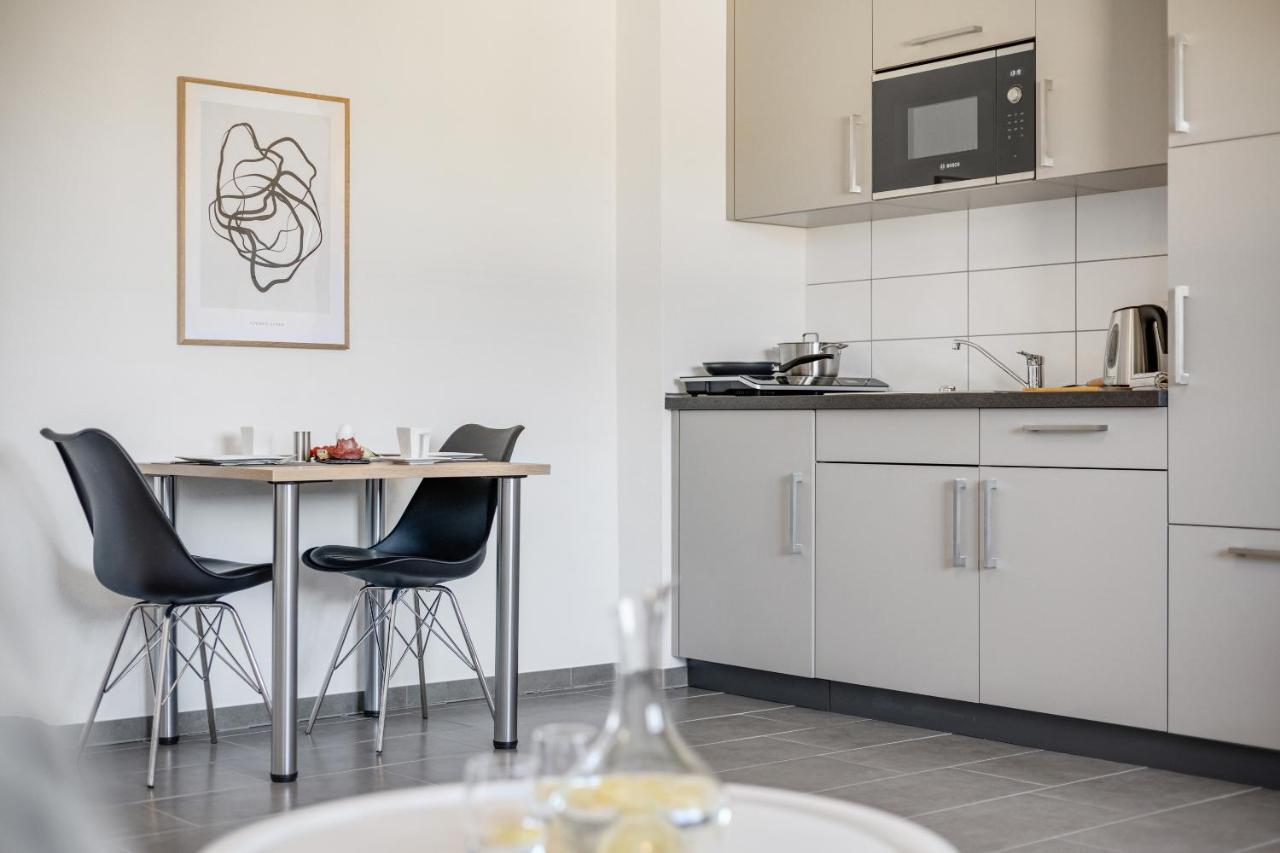 Empire Living: Denzlingen Marktplatz Exteriör bild